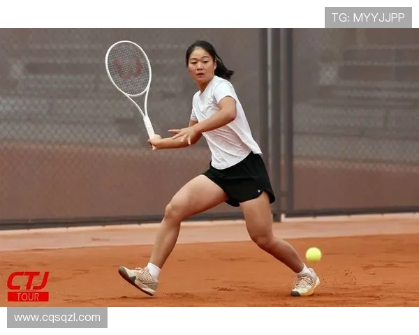 网球赛事精彩纷呈 世界顶级选手争夺年度冠军荣耀